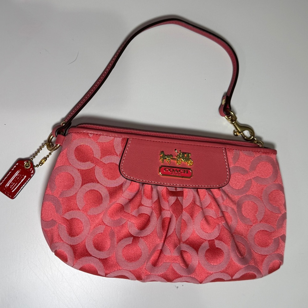 Vintage Coach coral wristlet